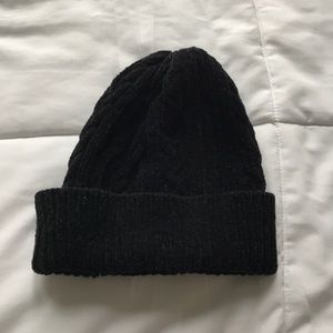 💥 SMALL BLACK BEANIE 💥